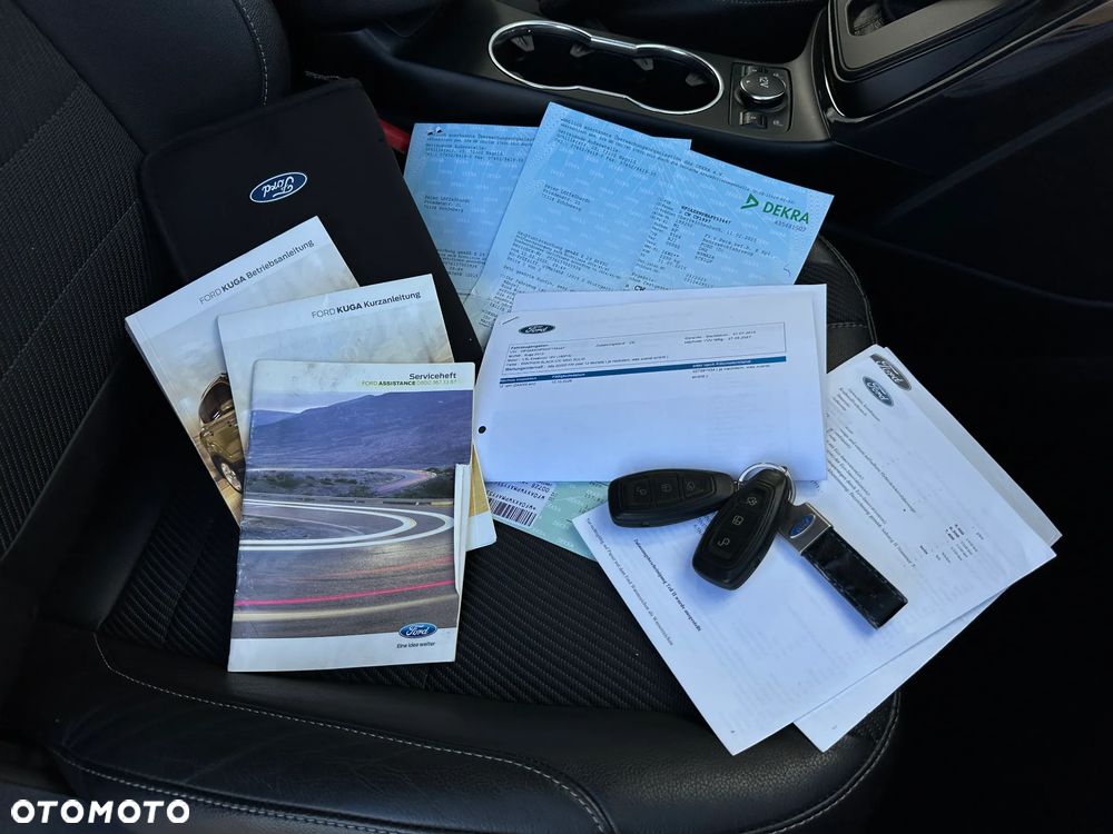 Ford Kuga - 25