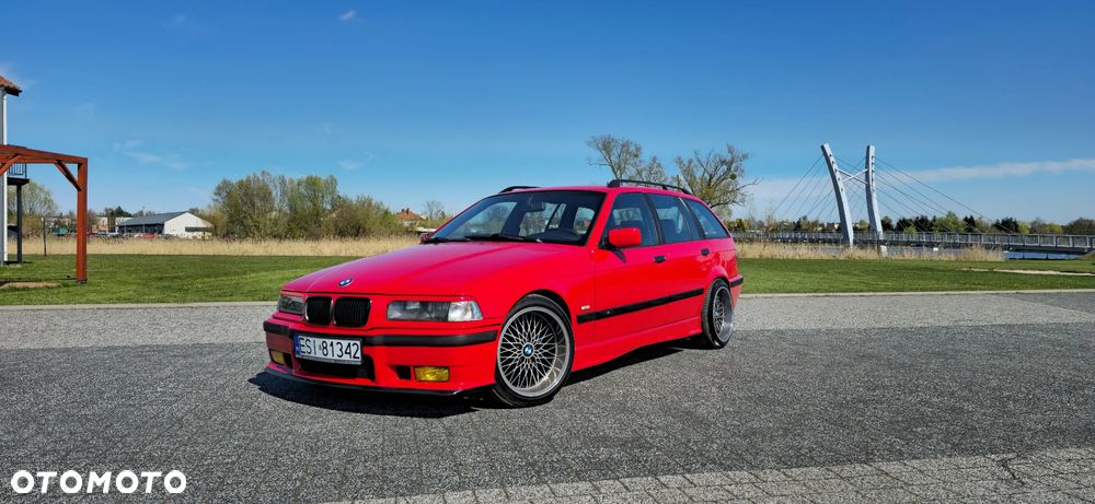 BMW Seria 3 323i - 30
