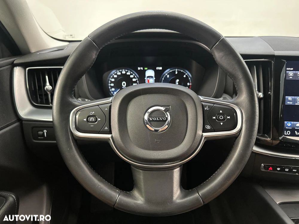 Volvo XC 60 D4 AWD Momentum - 17