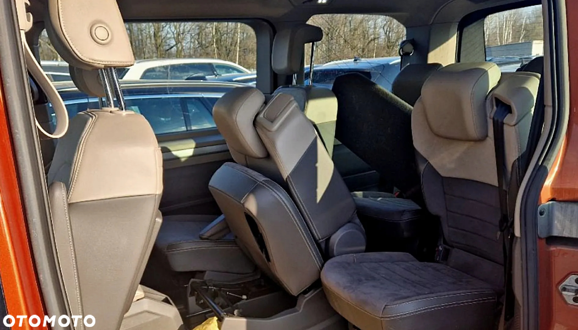 Volkswagen Multivan - 7