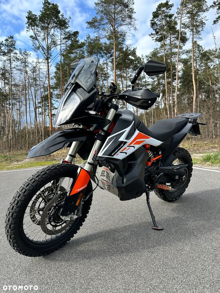 KTM Adventure - 12