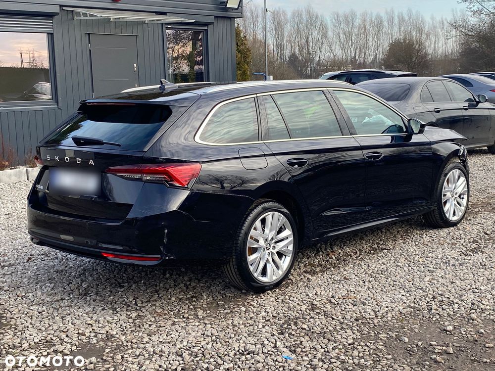 Skoda Octavia 1.5 TSI mHEV Selection DSG - 13