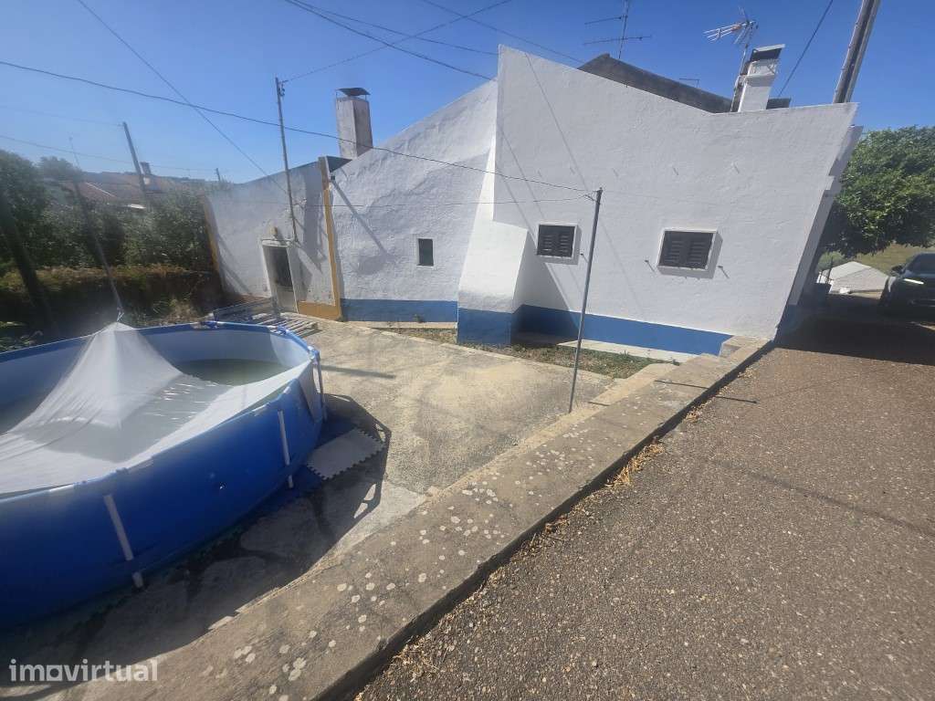 Moradia com T2 + T1 a 5 min da Praia Fluvial de Azenhas d'El Rei - Grande imagem: 2/15