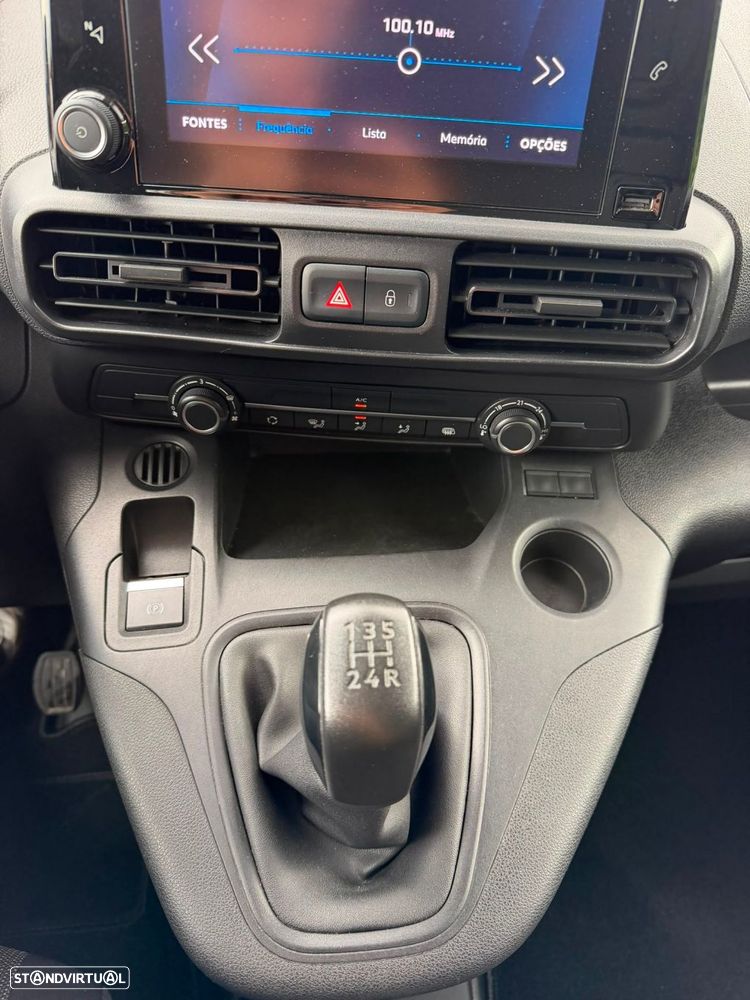 Peugeot Partner 1.5 BlueHDi Premium Standard - 28