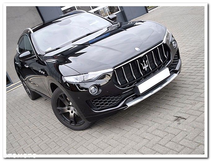 Maserati Levante Q4 Executive - 6