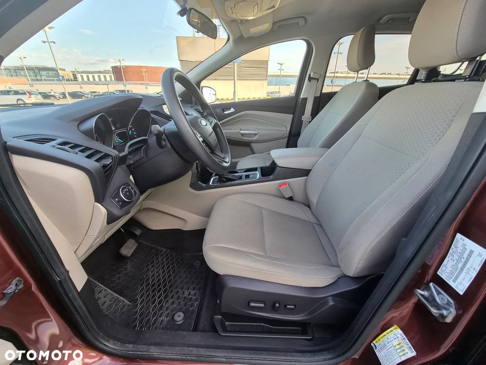 Ford Kuga - 18