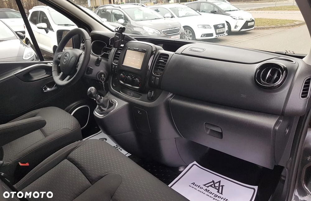 Opel Vivaro - 29