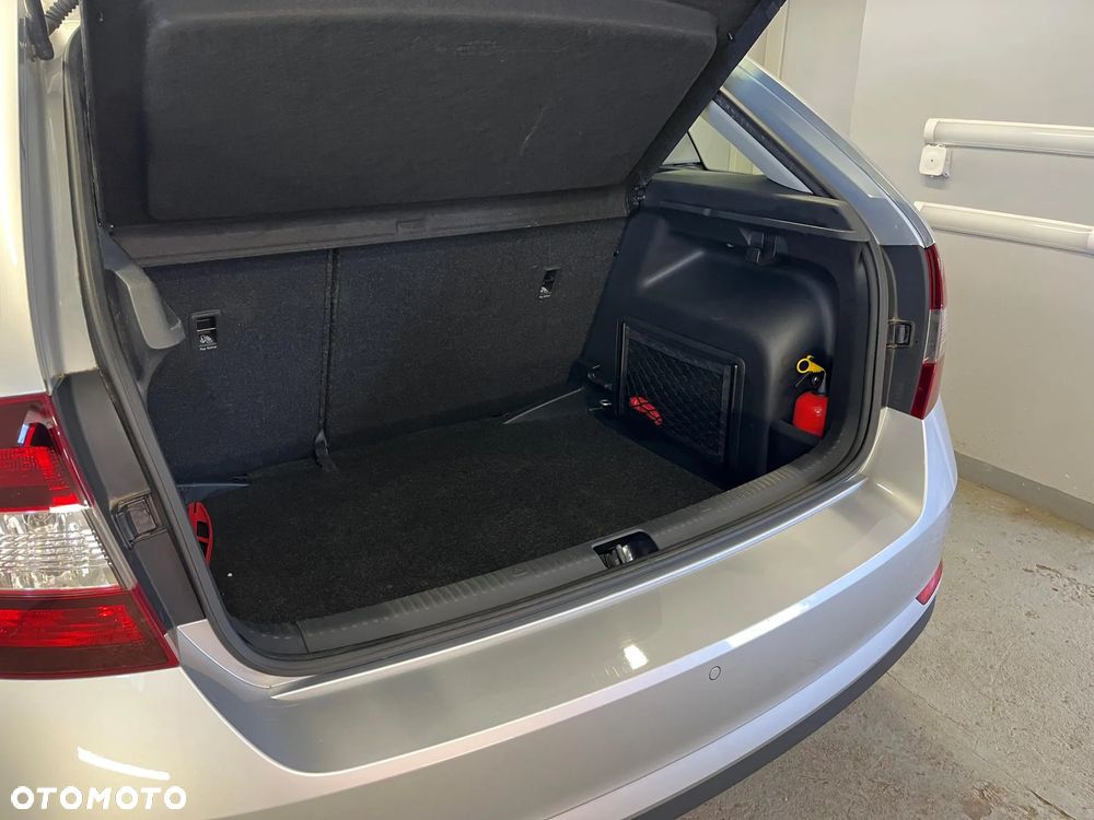 Skoda RAPID 1.0 TSI Style - 15