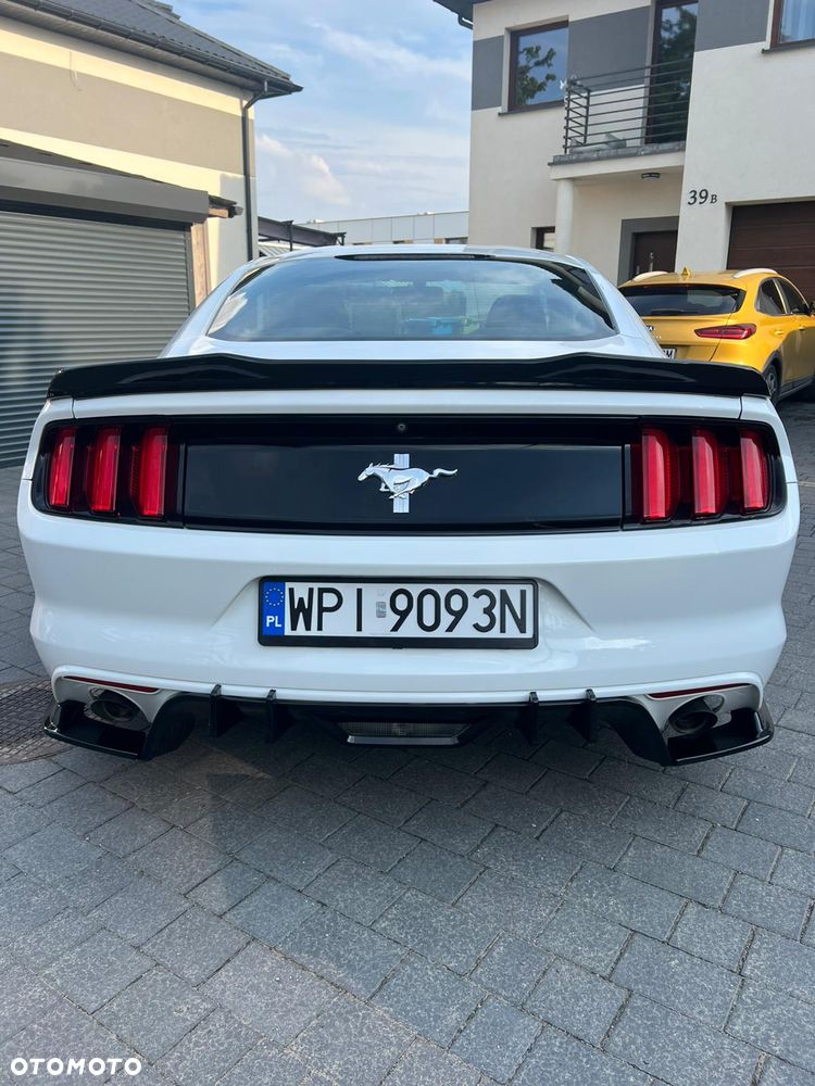 Ford Mustang 3.7 V6 - 2