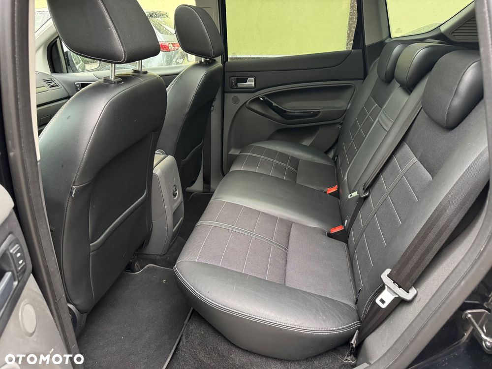 Ford Kuga S 2.0 TDCi 4x4 Plus Editionsmodell - 21