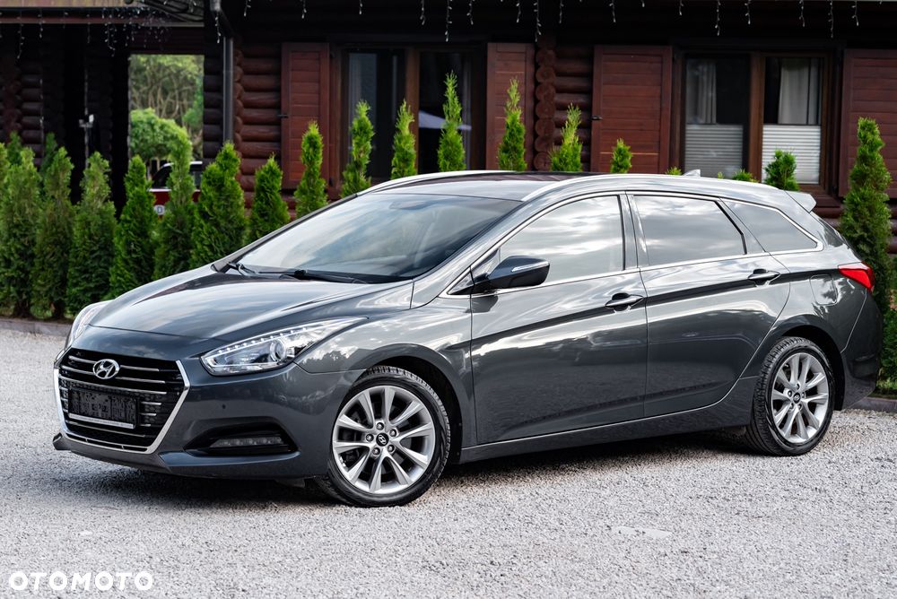 Hyundai i40 Kombi 1.7 CRDi DCT Premium - 3