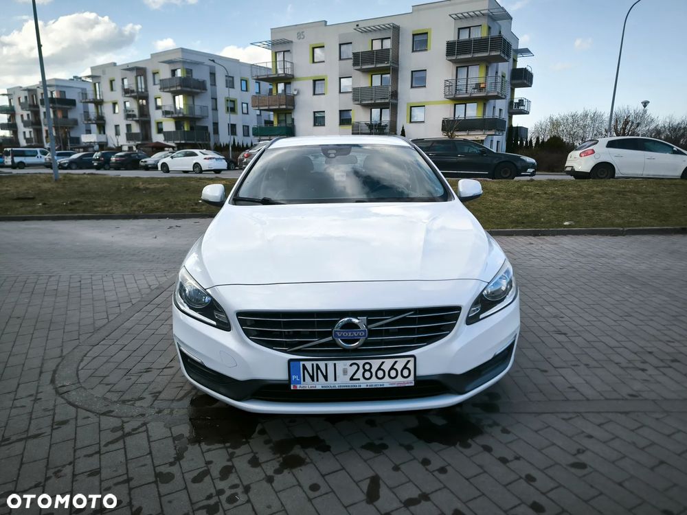Volvo V60 D4 Kinetic - 3