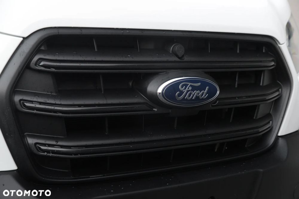 Ford Transit - 15