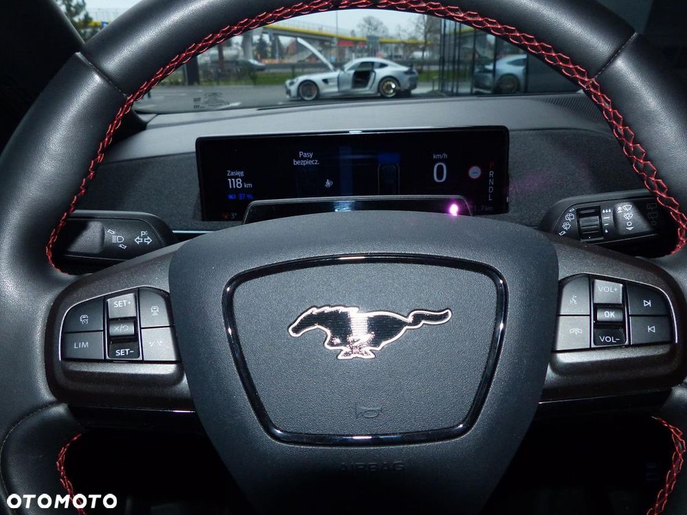 Ford Mustang Mach-E 98kWh AWD Premium - 15