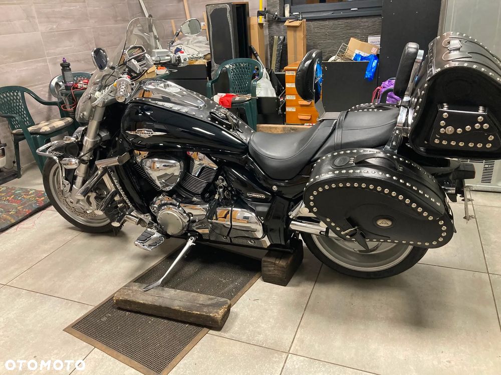 Suzuki Intruder - 20