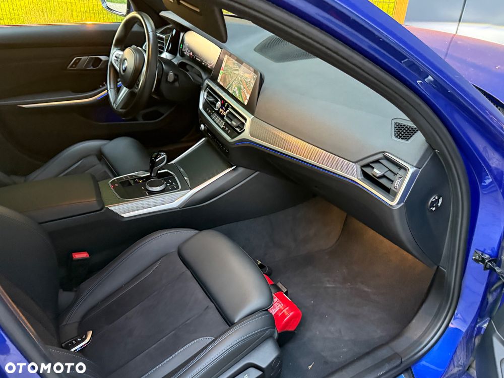 BMW Seria 3 320d M Sport sport - 34