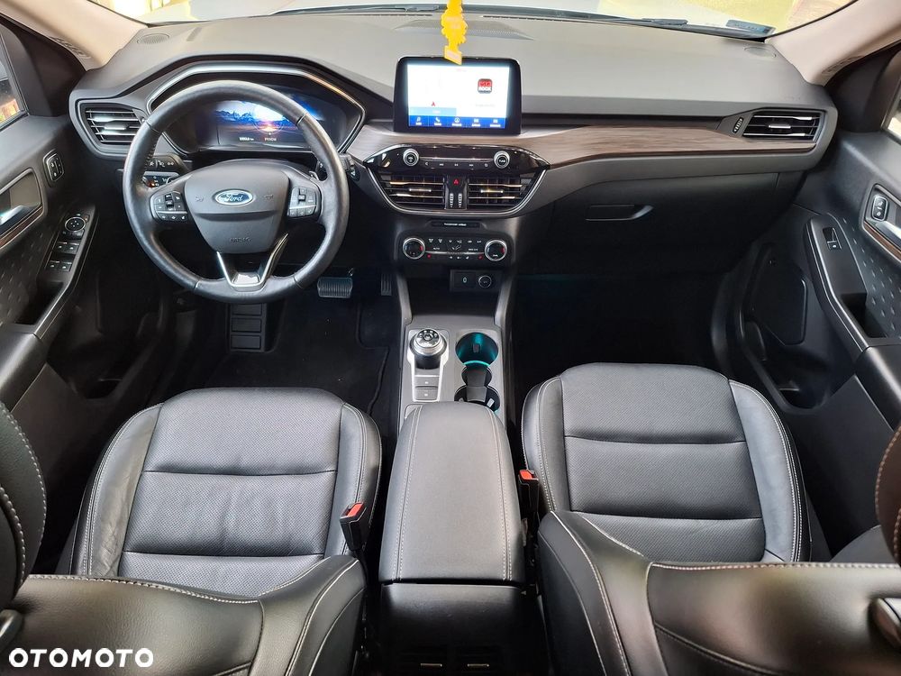 Ford Escape 2.0 EcoBoost AWD Titanium - 17