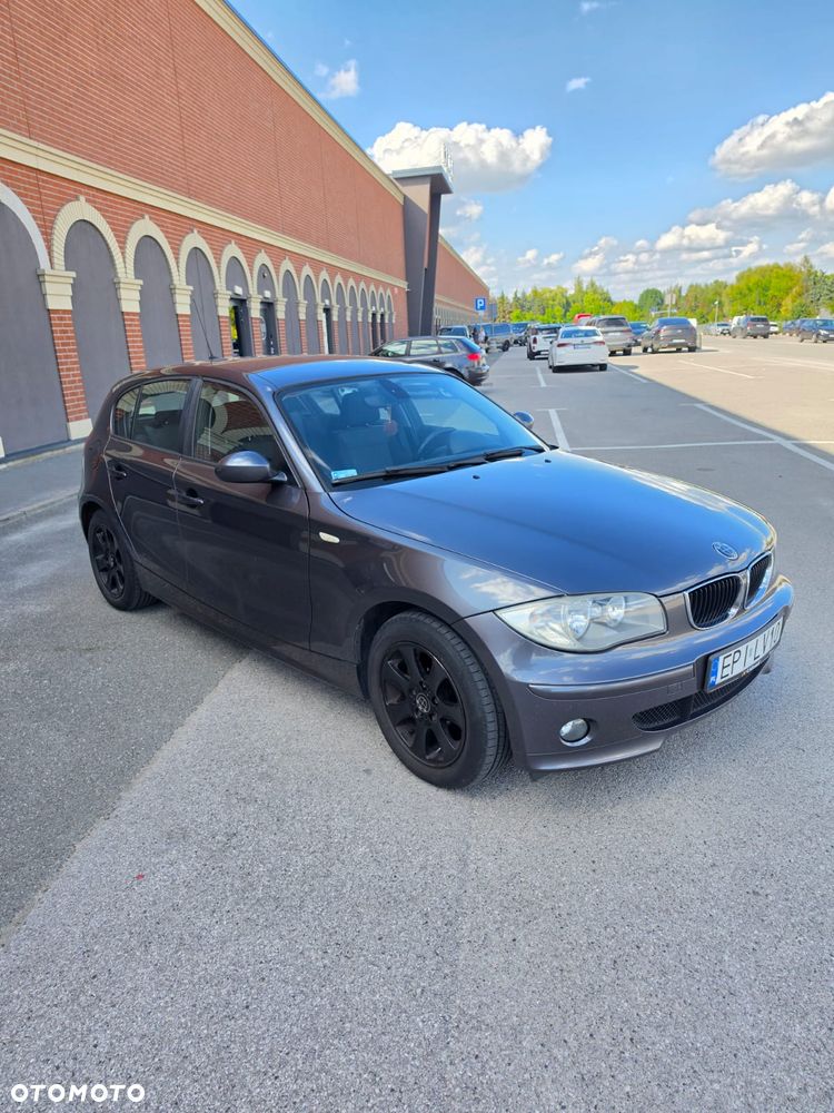 BMW Seria 1 120i - 1