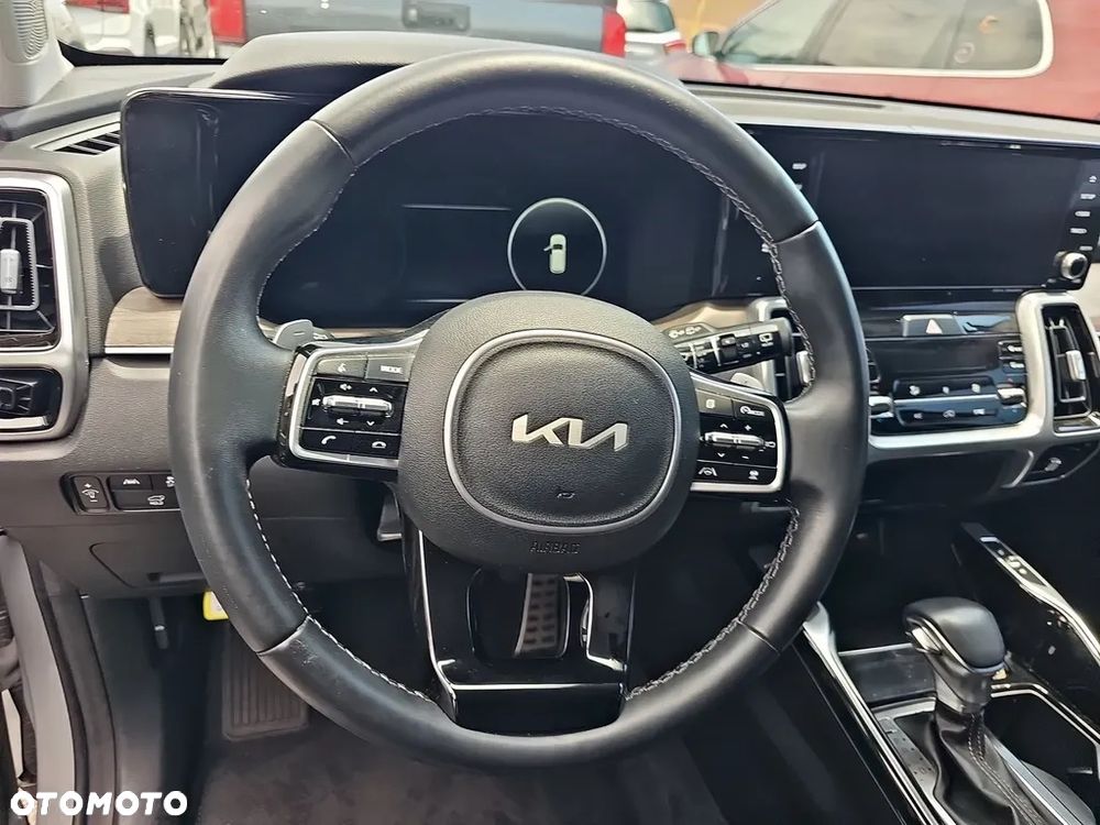 Kia Sorento - 7