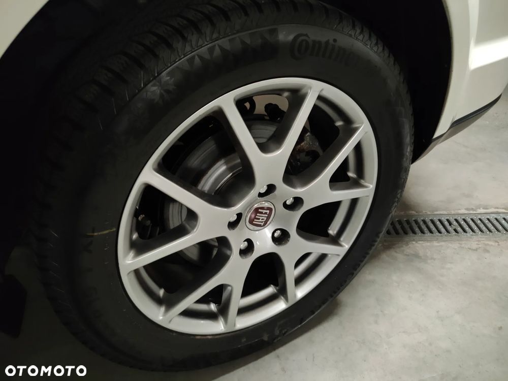 Fiat Freemont 2.0 Multijet 16V DPF Automatik Allrad Lounge - 13