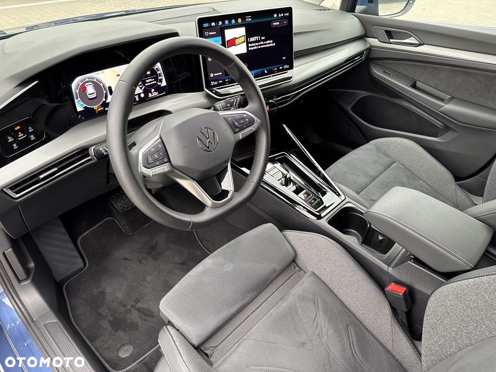 Volkswagen Golf - 12