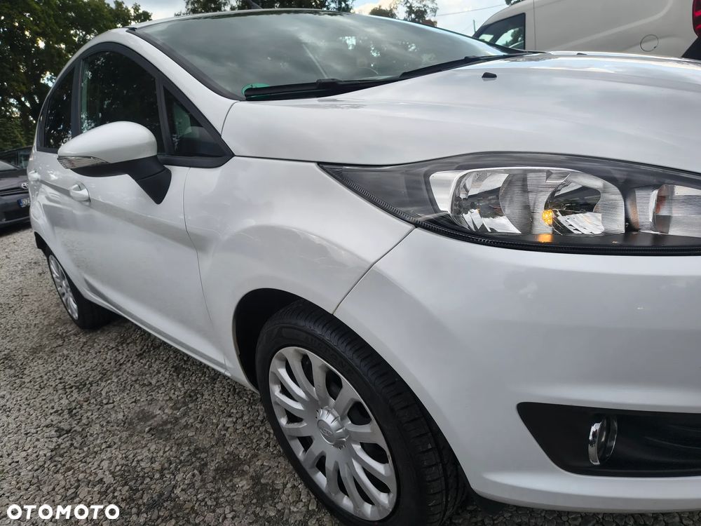 Ford Fiesta 1.25 Celebration - 12
