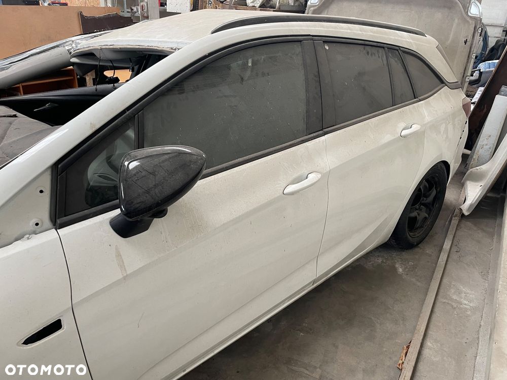 Opel Astra - 1