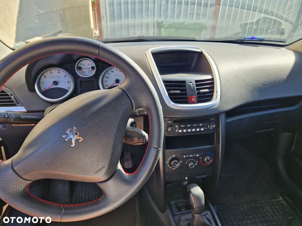Peugeot 207 - 4