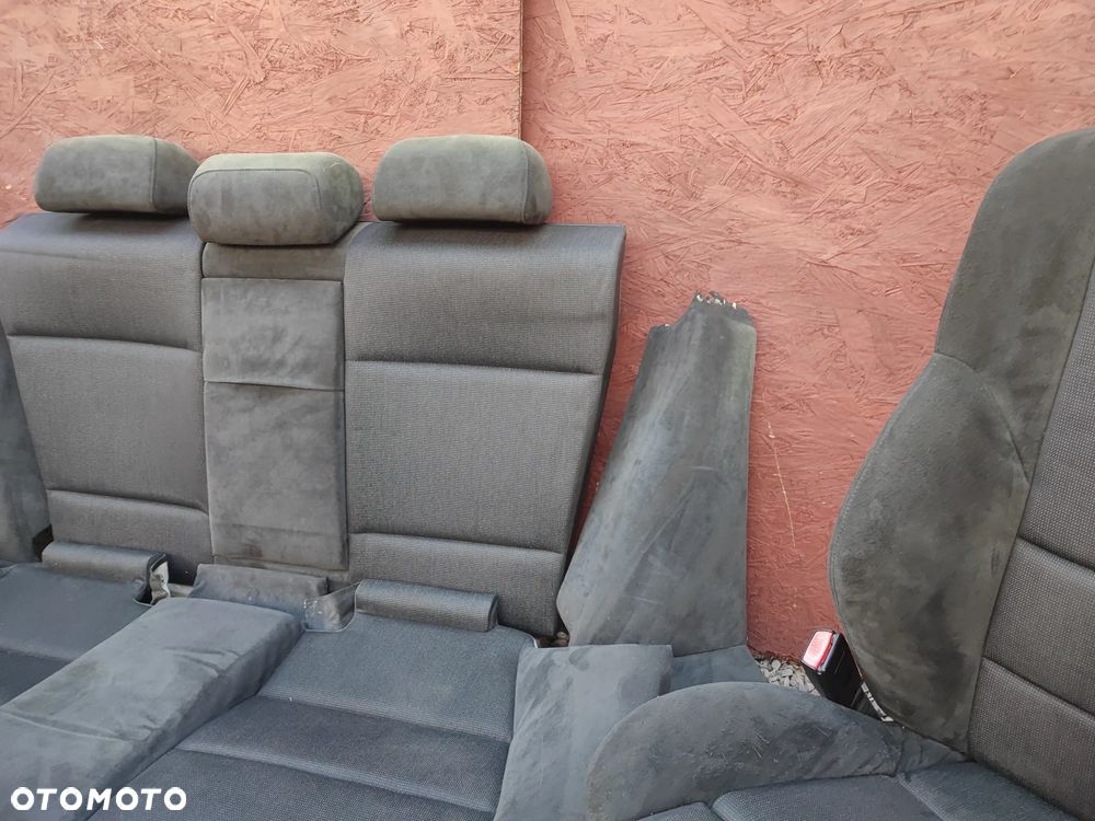 BMW E46 COUPE / M3 ORYGINALNY KOMPLET FOTELI PRZÓD SPORTSIZE / SPORTY + KANAPA TYŁ + BOCZKI EUROPA W WERSJI M-PAKIET ALCANTARA / MATERIAŁOWE ALCANTARA W BARDZO DOBRYM STANIE O NR. 52 10 8 226 419 / 52 20 7 895 608 / 52 20 7 156 167 / 52 10 7 039 640 OEM - 15
