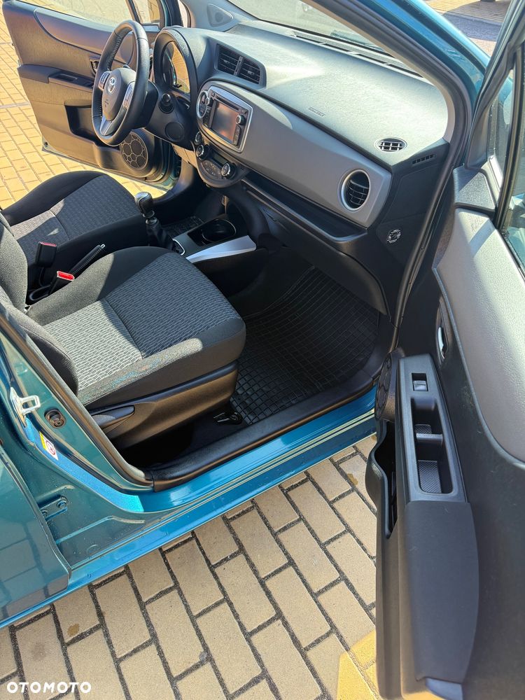 Toyota Yaris 1.33 VVT-i Edition 2014 - 16