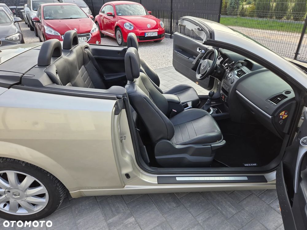 Renault Megane 2.0 16V Expression - 21
