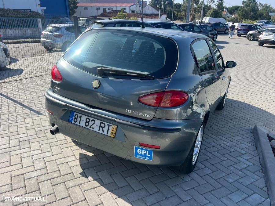 Alfa Romeo 147 1.6 TS - 4