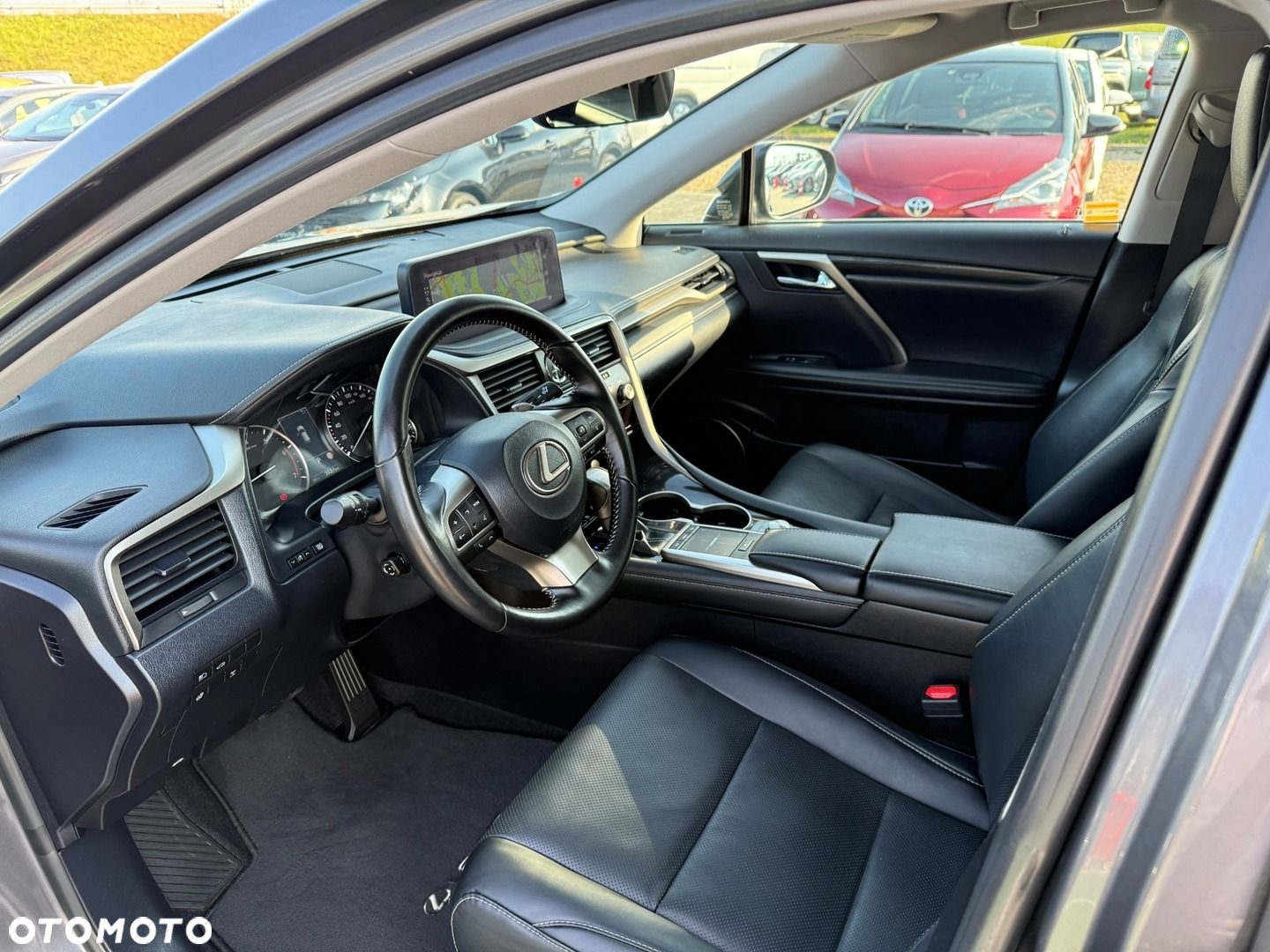 Lexus RX - 13