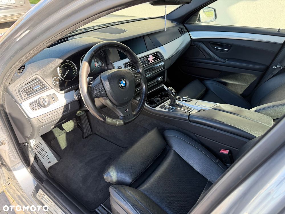 BMW Seria 5 535i - 13