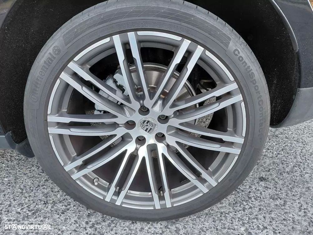 Porsche Macan S - 18