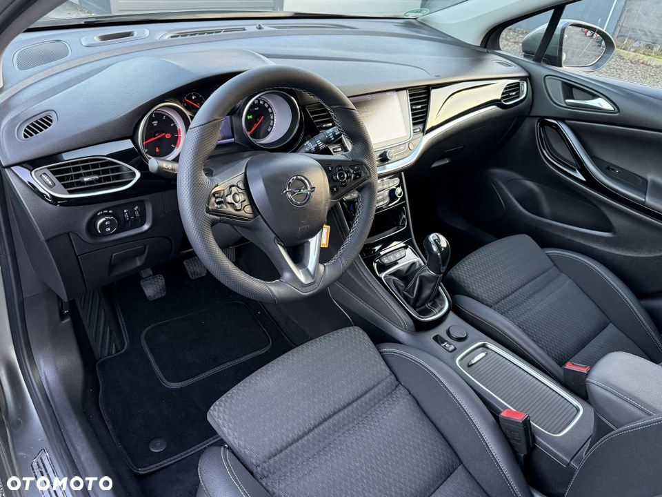 Opel Astra 1.4 Turbo Start/Stop Innovation - 17