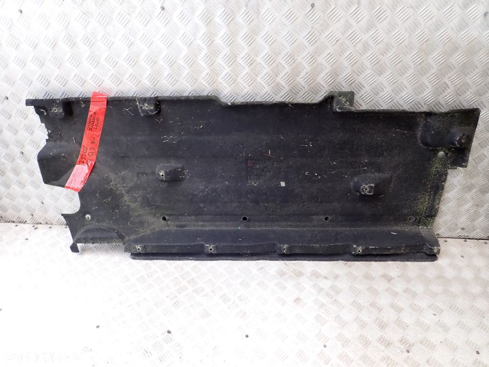 AUDI  OSŁONY - 8U0825207, 4G0807611A, AUDI A8, 4G0863822C, 8W0863822B,4G0825215 E/F , 4G0825216 A , 4G0825208 D,  4G0821111,4G0825202 A/B, 4G0825201 B/C, 4G5807454A, 4G0806391, 4G9807458