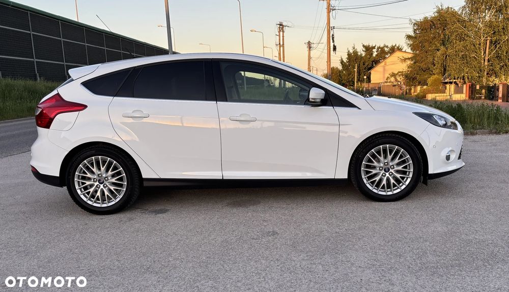 Ford Focus 1.0 EcoBoost Start-Stopp-System Ambiente - 40