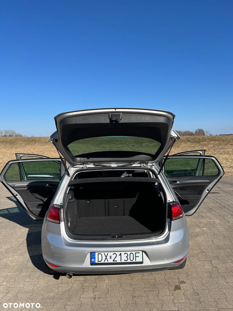 Volkswagen Golf 1.6 TDI BlueMotion Technology Trendline - 11