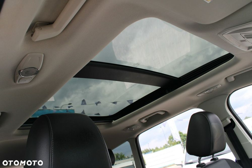 Ford Kuga - 30