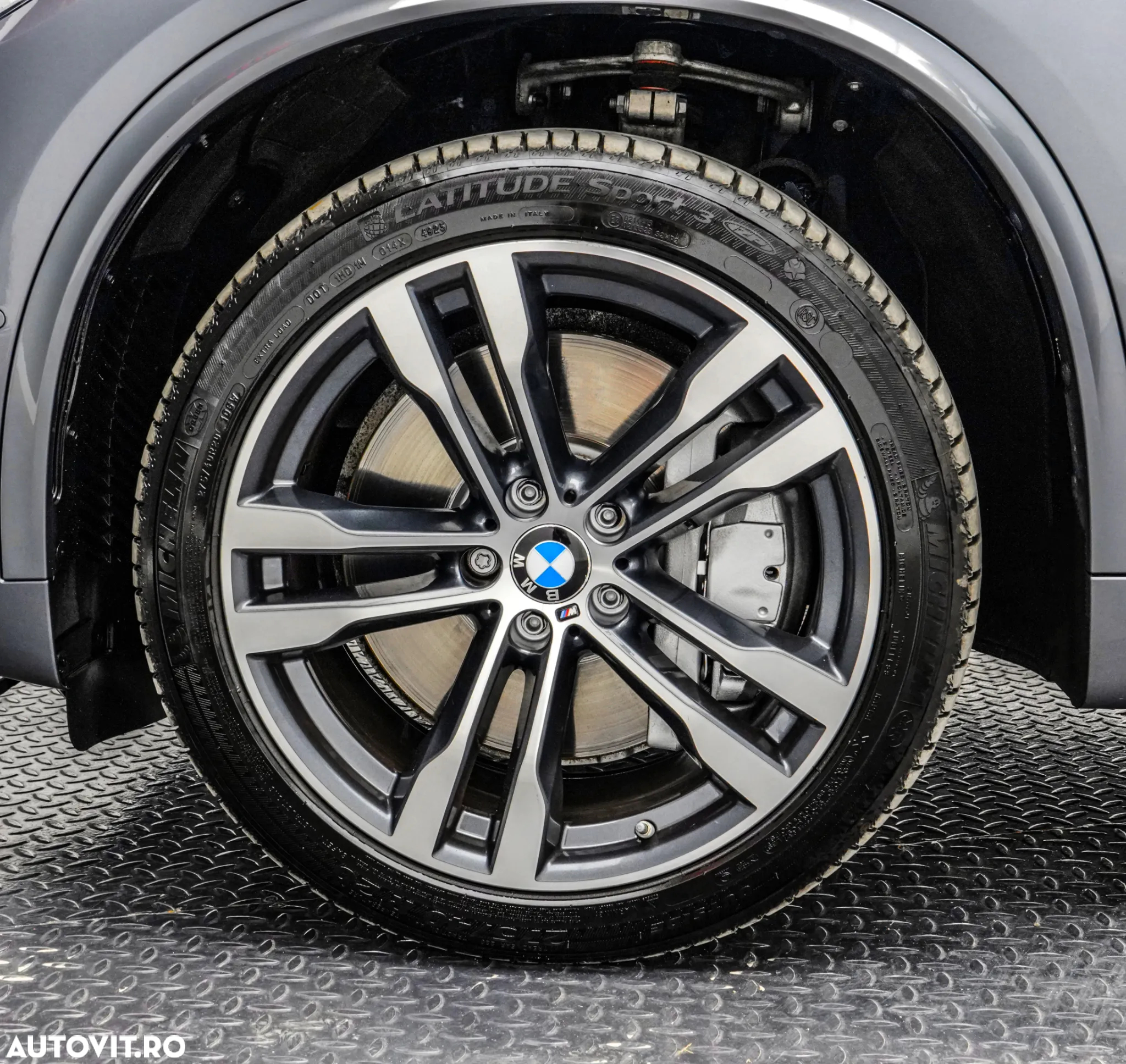 BMW X5 M M50d - 39