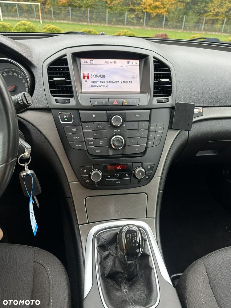 Opel Insignia - 21