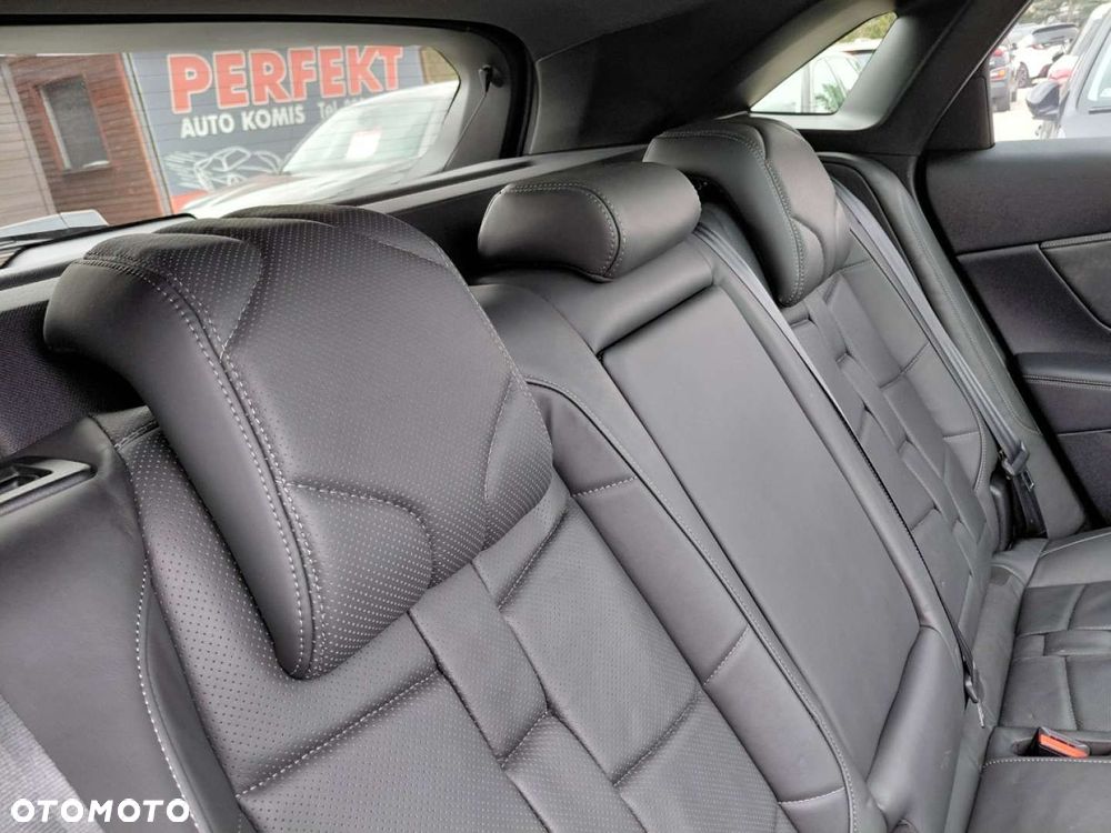 DS Automobiles DS 7 Crossback - 25