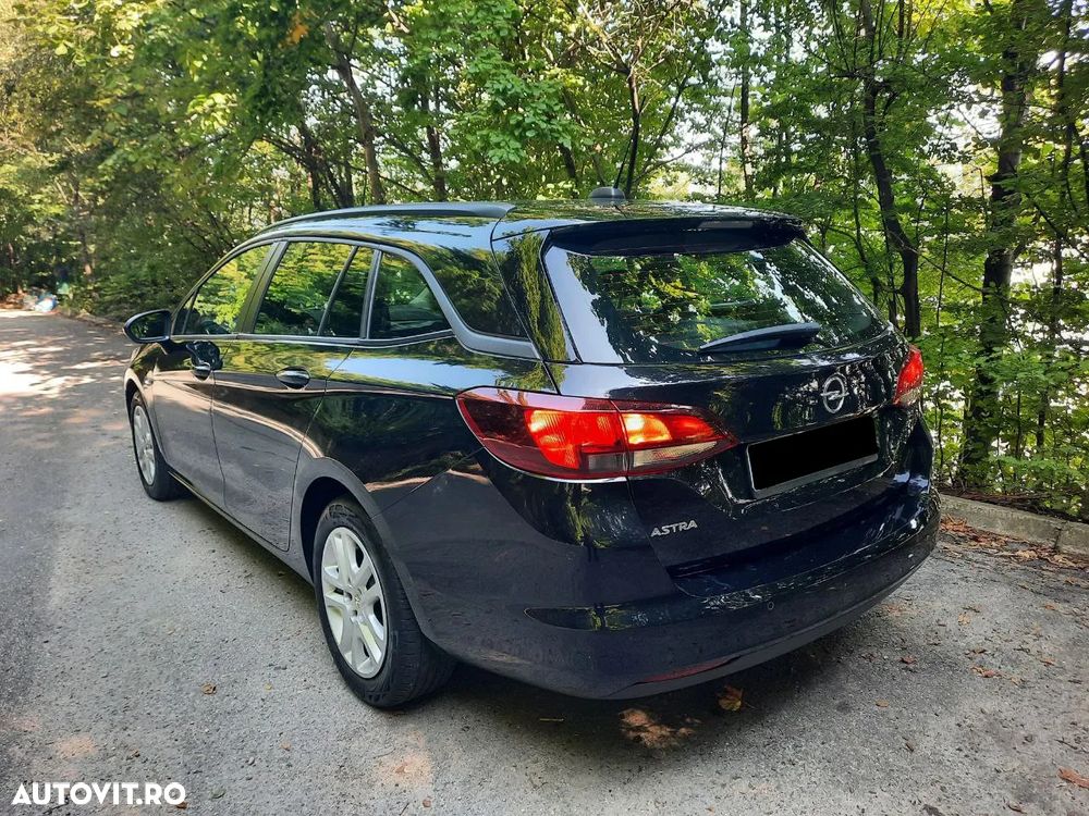 Opel Astra 1.5 D Start/Stop Sports Tourer Business Edition - 3