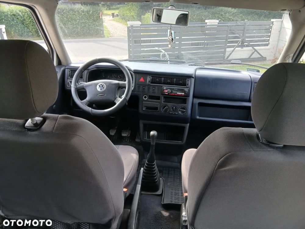 Volkswagen Caravelle Basis / CL - 8