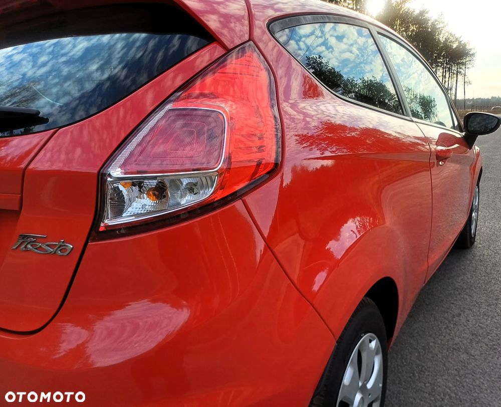 Ford Fiesta 1.6 TDCi Individual - 13