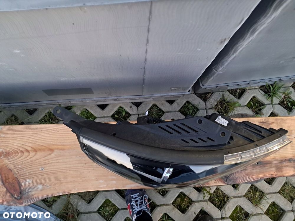 Lampa prawa Hyundai i30 N N-line 2017 full led czarna ciemna igła przód - 3