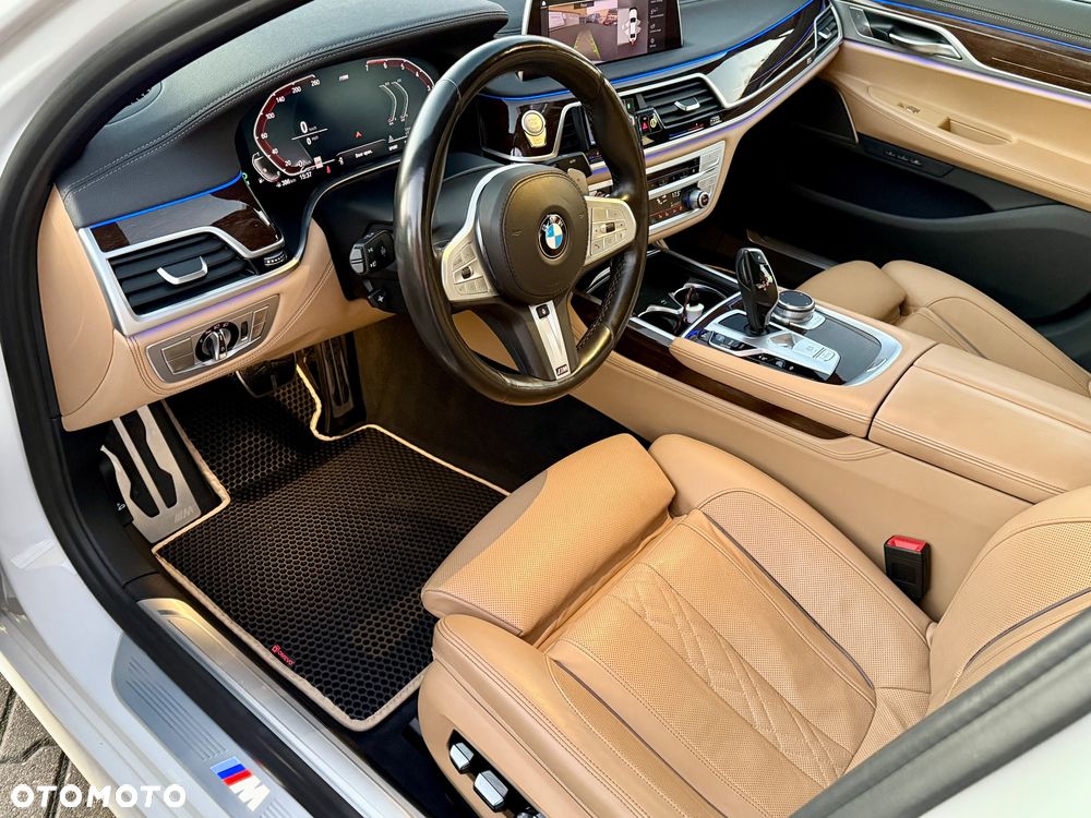 BMW Seria 7 750Li xDrive sport - 16