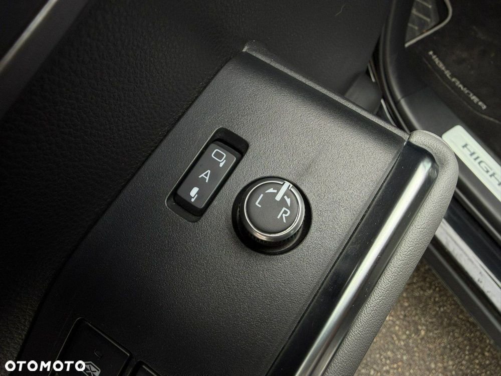 Toyota Highlander 2.5 Hybrid Prestige - 16