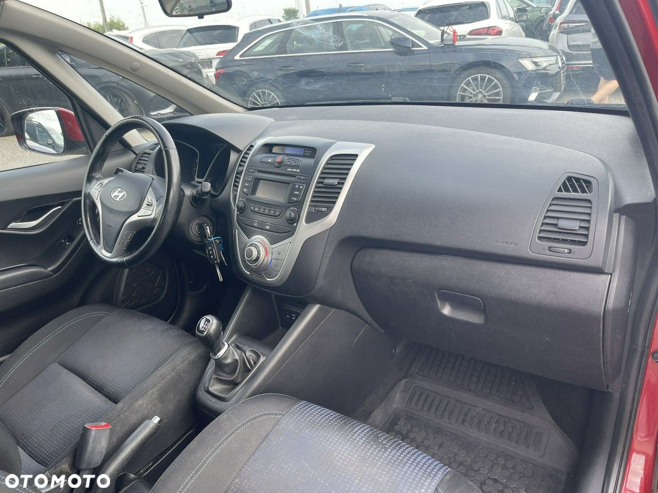 Hyundai ix20 1.6 blue YES - 8